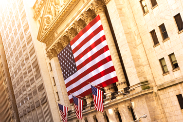 Les fonds d’actions américaines et les actions américaines cotées sur les Bourses de Wall Street ou du Nasdaq font leur retour dans nos portefeuilles. Comment y investir ?